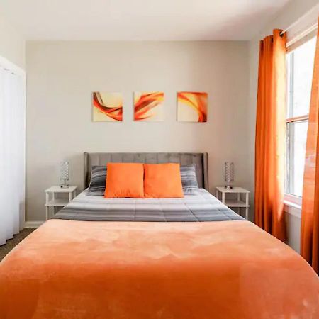 克里夫兰La Naranja Retreat - Cozy Duplex Near Downtown With Parking, 300 Mb Wifi & Self Check In别墅 外观 照片