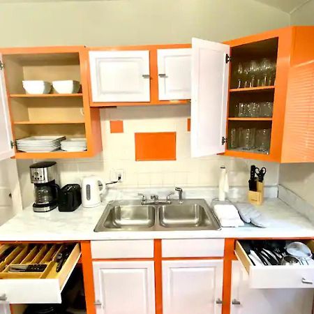 克里夫兰La Naranja Retreat - Cozy Duplex Near Downtown With Parking, 300 Mb Wifi & Self Check In别墅 外观 照片