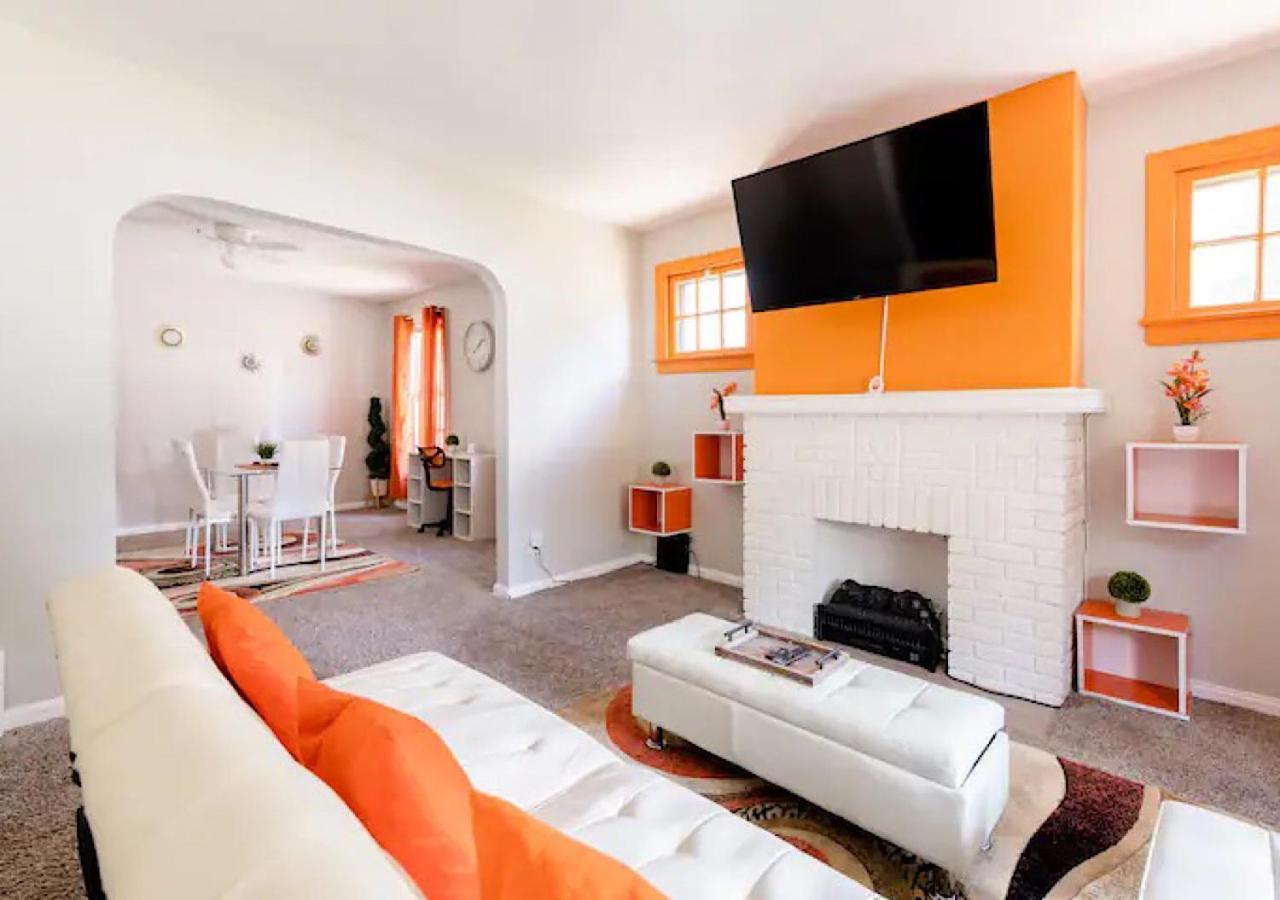 克里夫兰La Naranja Retreat - Cozy Duplex Near Downtown With Parking, 300 Mb Wifi & Self Check In别墅 外观 照片