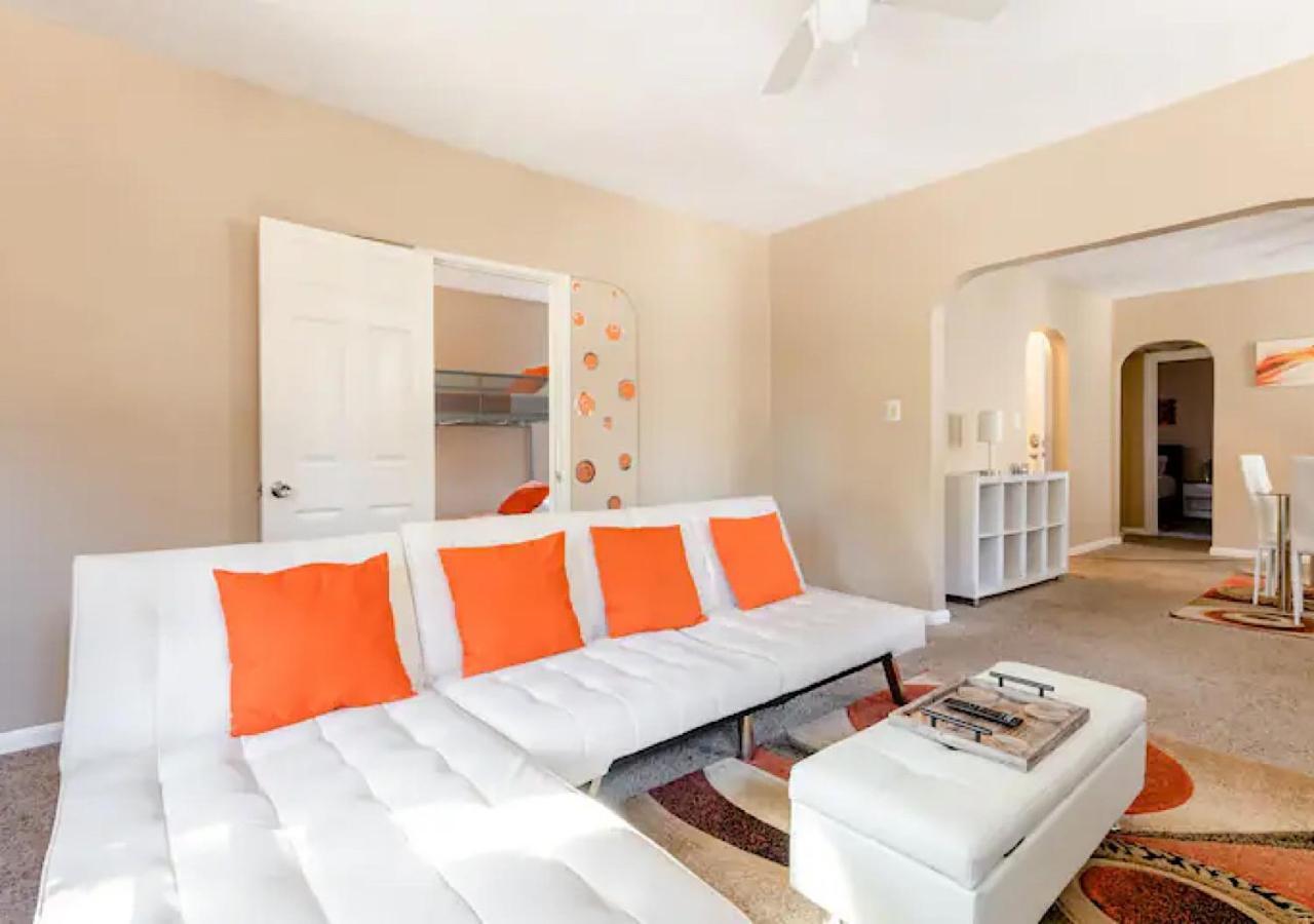 克里夫兰La Naranja Retreat - Cozy Duplex Near Downtown With Parking, 300 Mb Wifi & Self Check In别墅 外观 照片