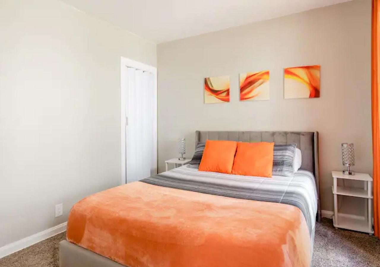 克里夫兰La Naranja Retreat - Cozy Duplex Near Downtown With Parking, 300 Mb Wifi & Self Check In别墅 外观 照片