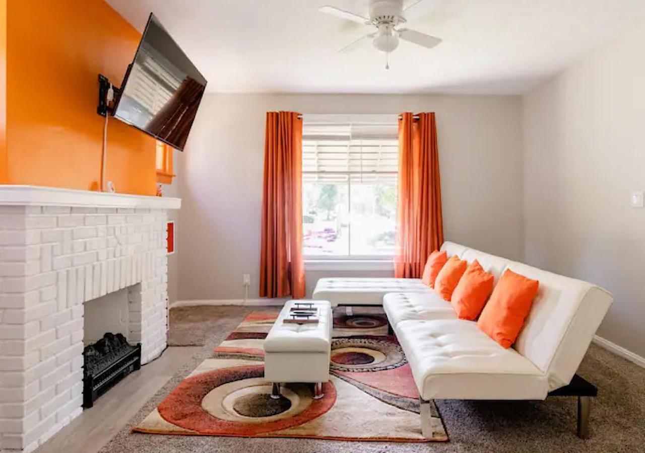 克里夫兰La Naranja Retreat - Cozy Duplex Near Downtown With Parking, 300 Mb Wifi & Self Check In别墅 外观 照片