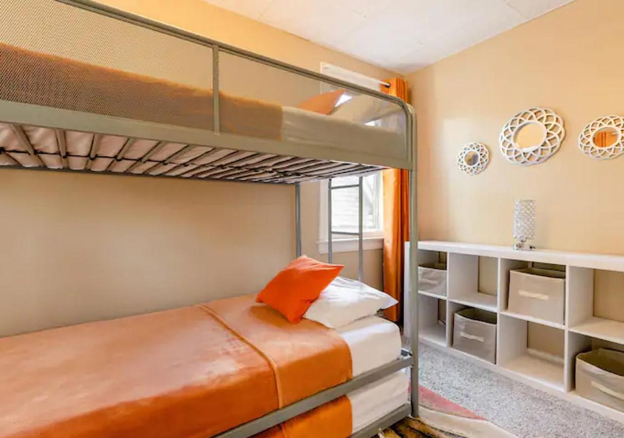 克里夫兰La Naranja Retreat - Cozy Duplex Near Downtown With Parking, 300 Mb Wifi & Self Check In别墅 外观 照片